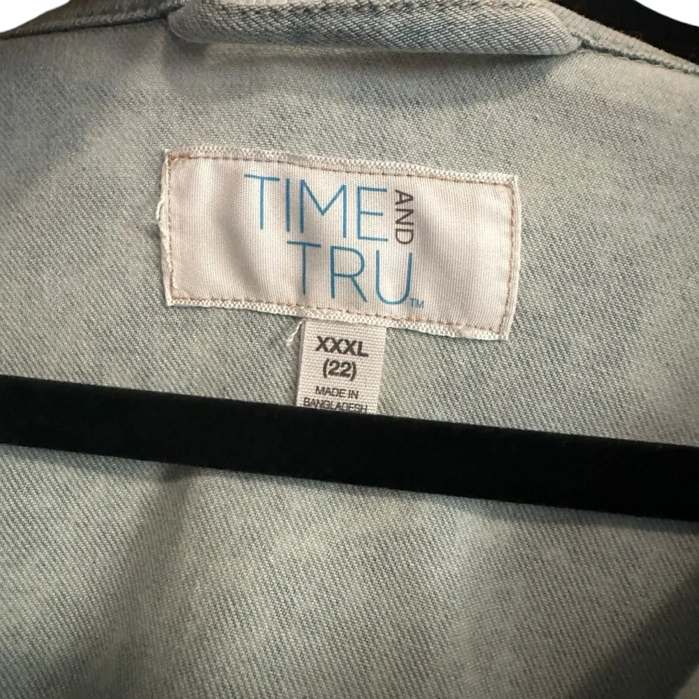 Time and Tru Light Wash Jean Jacket Size XXXL - Picture 3 of 5
